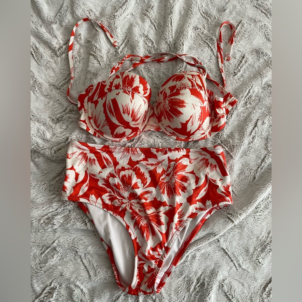 Floral Red and White Bikini Set